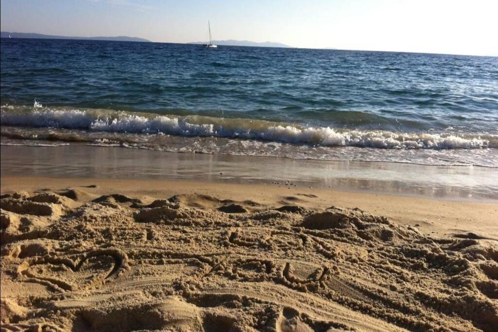 Au Petit Bonheur Vue Mer, Parking, 400M Plage 勒拉旺杜 外观 照片